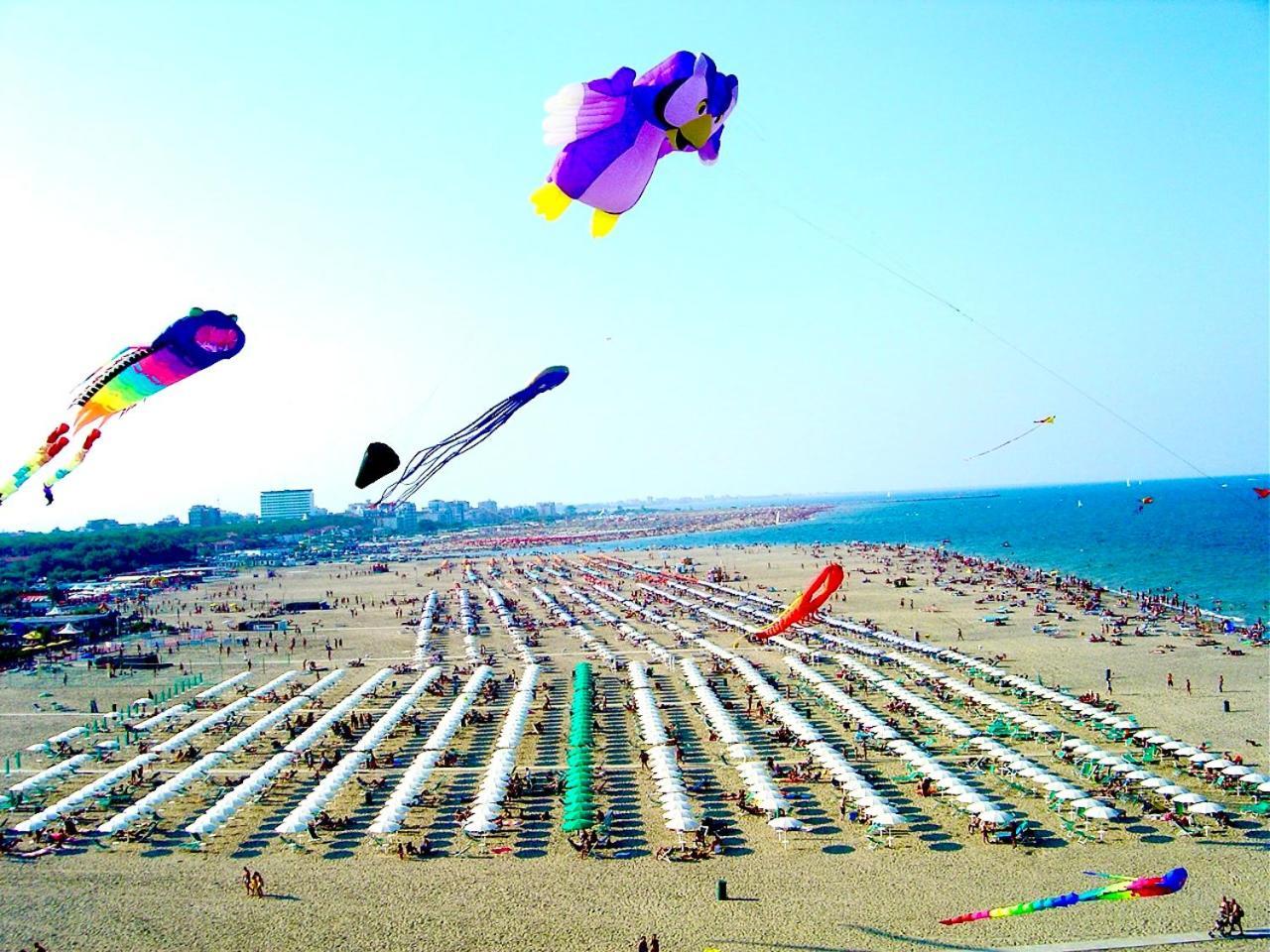 Dena Chalets - Lido Di Spina At The Beach מראה חיצוני תמונה
